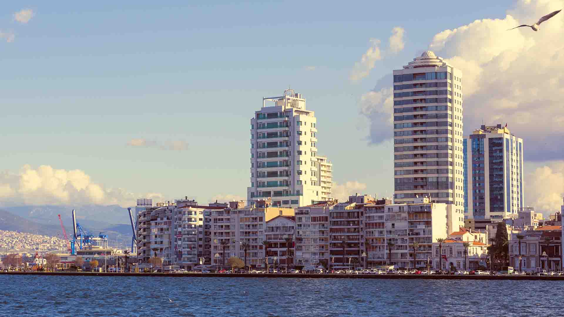 مقایسه بازار مسکن استانبول با دیگر شهرهای مدیترانه‌ای